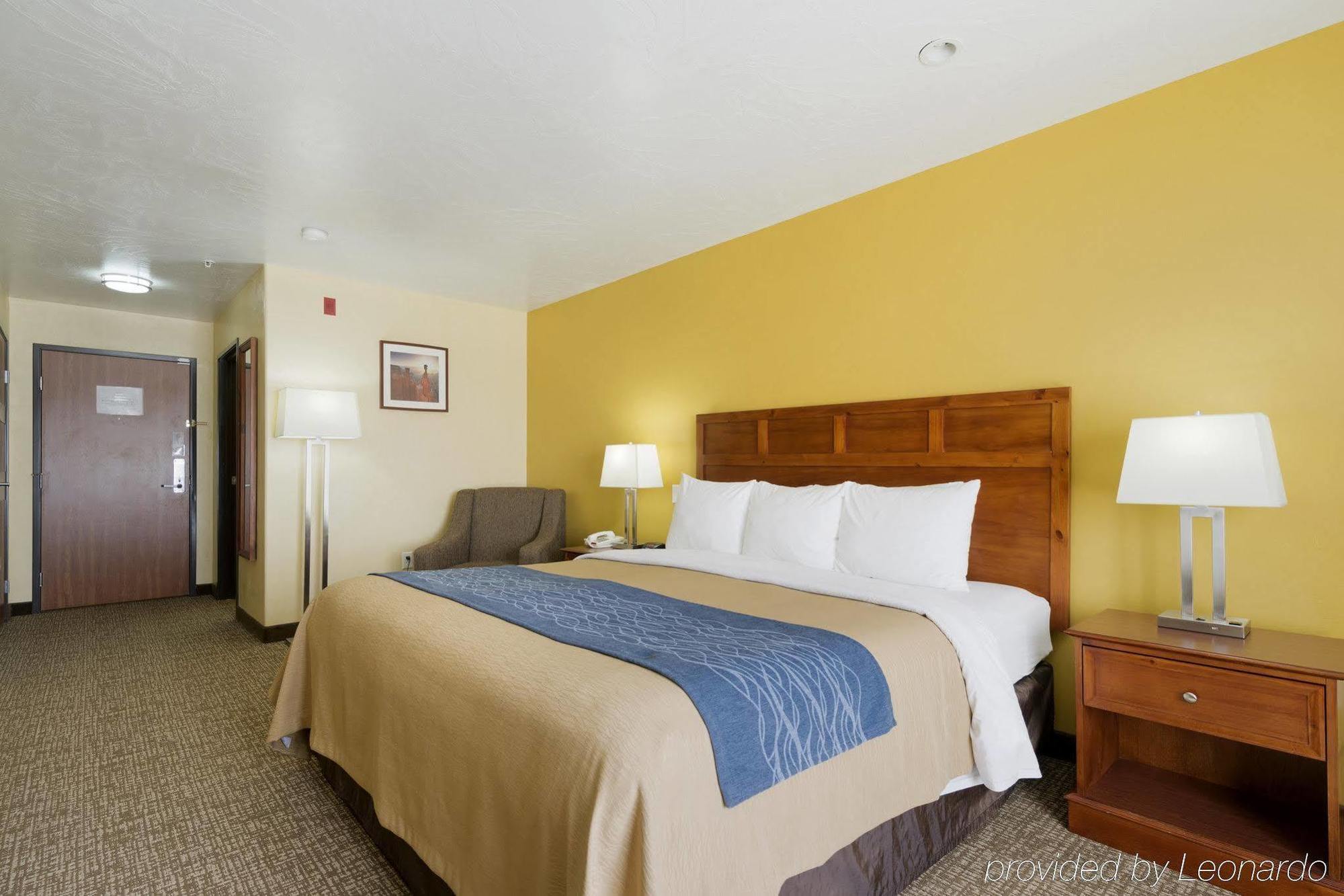 Comfort Inn & Suites Сідар-Сіті Екстер'єр фото